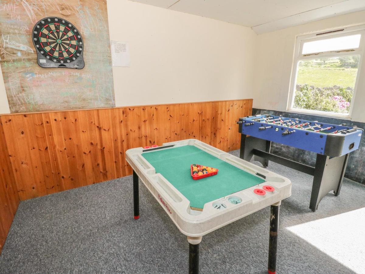 Vila Penrhyddion Ucha Capel Garmon Exteriér fotografie